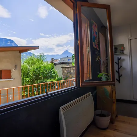 Apartment Au Coeur De L'oisans